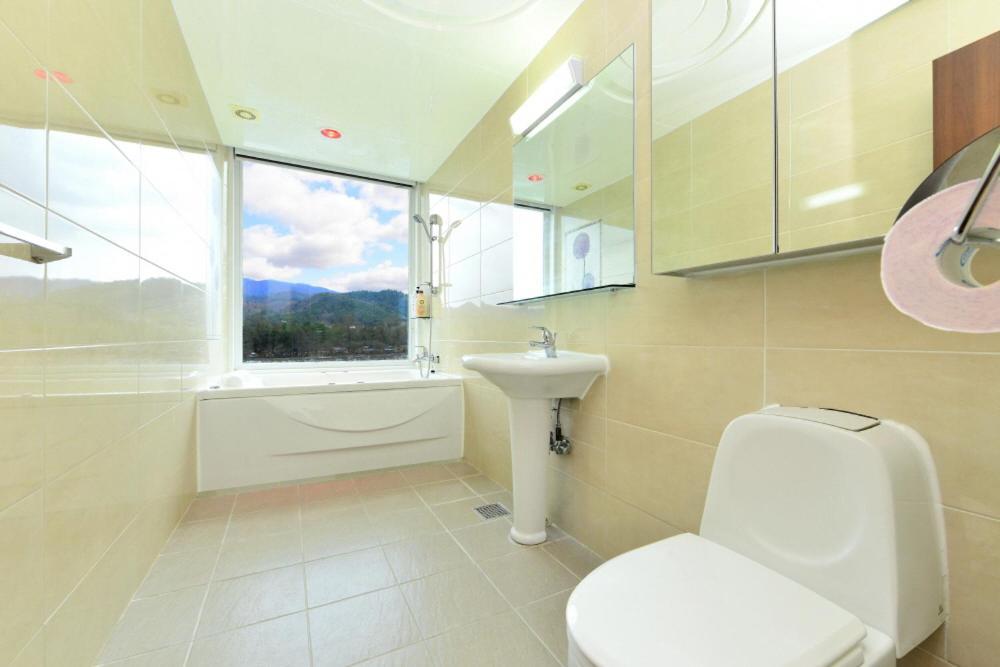 Moonlight Blue Pension Gapyeong Exterior photo